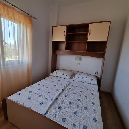 Apartment Grbac Barbat na Rabu Екстериор снимка