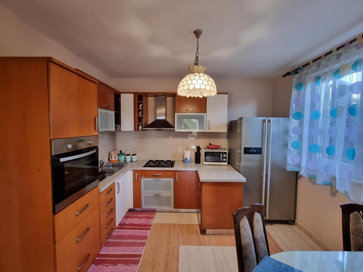 Apartment Grbac Barbat na Rabu Екстериор снимка