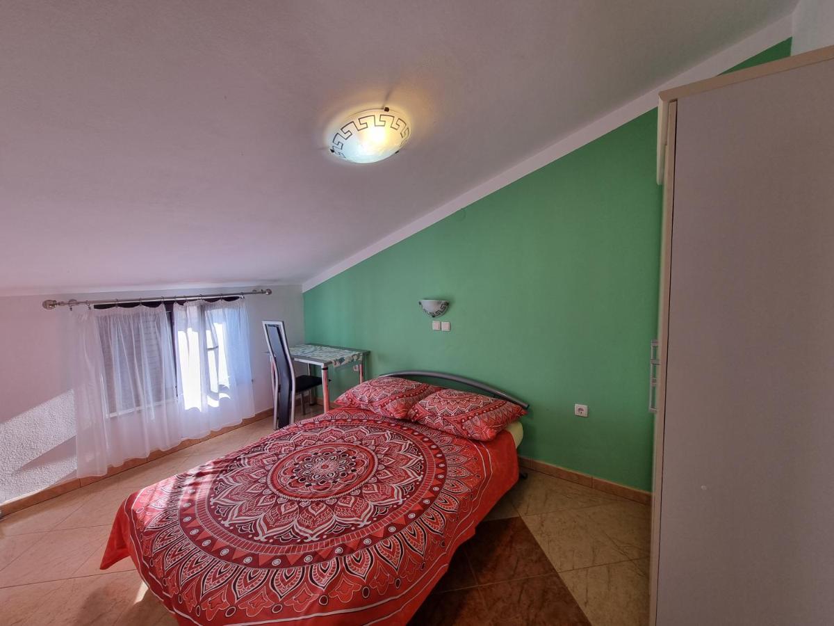 Apartment Grbac Barbat na Rabu Екстериор снимка