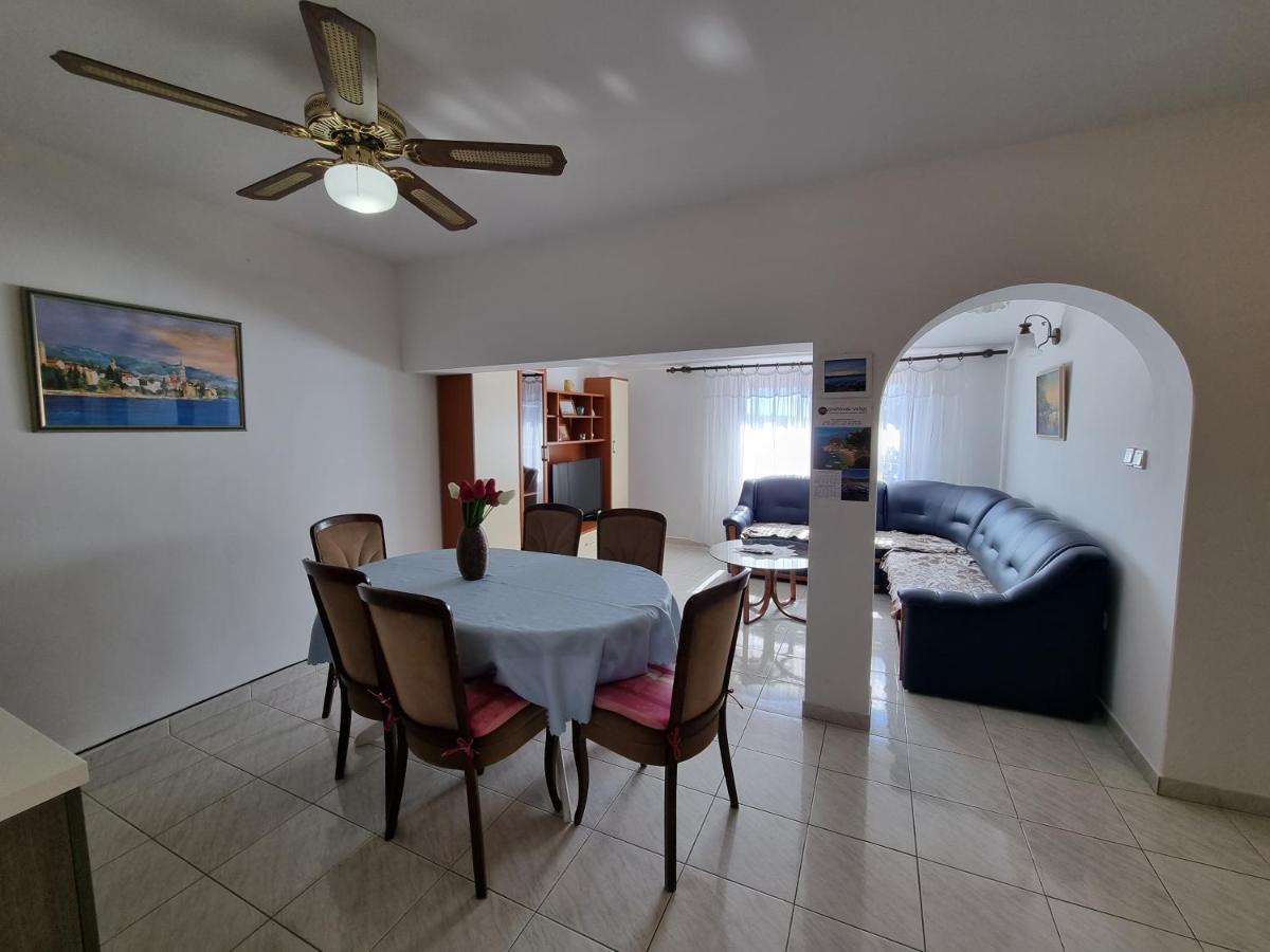 Apartment Grbac Barbat na Rabu Екстериор снимка